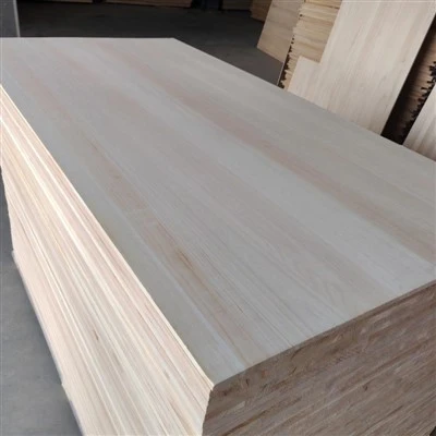 Lichtgewicht Paulownia Rand Gelijmd Board E0 Lijm 1220*2440mm Voor Garderobe Plank DIY Craft